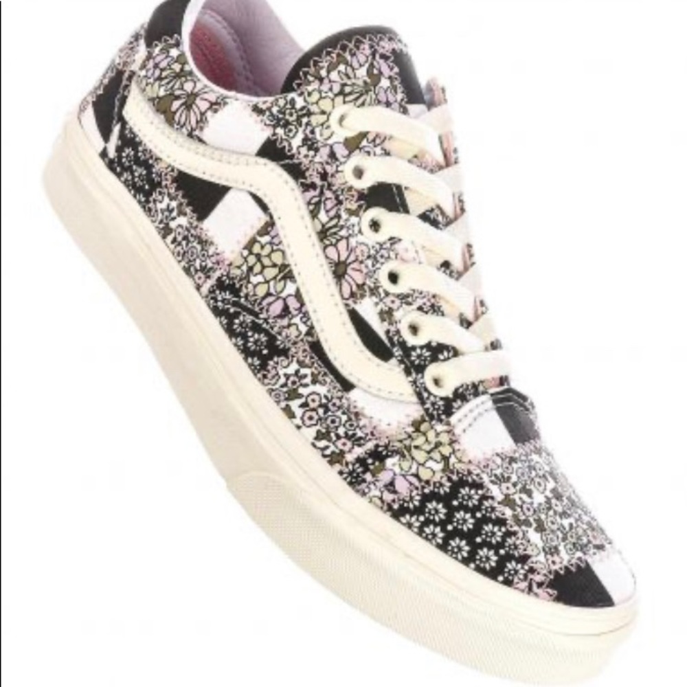 Vans Old Skool NWT Sneaker